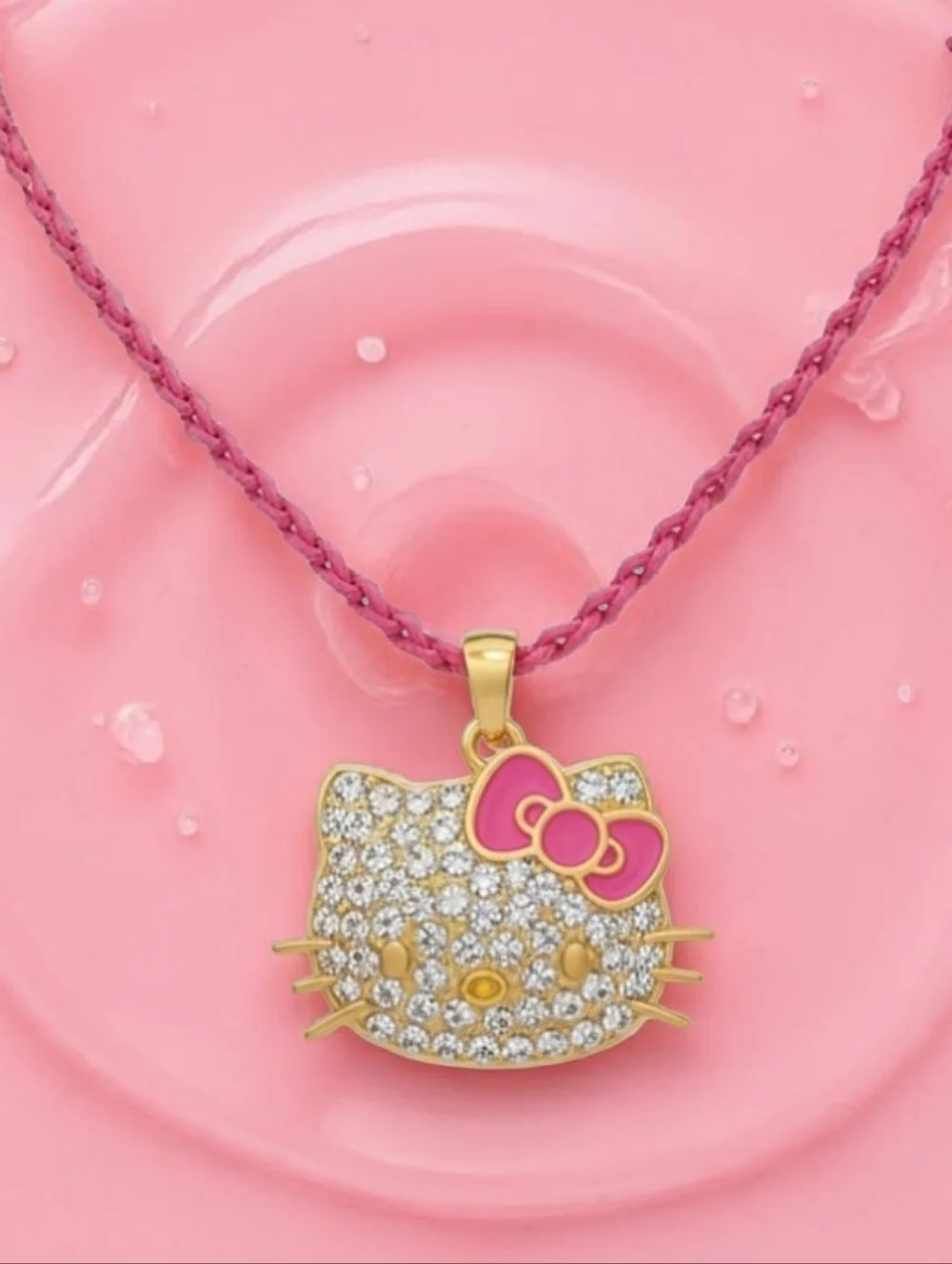Hello Kitty Denim Accessory Pouch And Jewelry Set